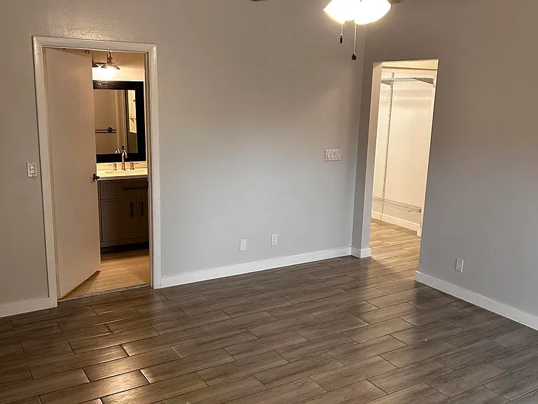 51 Meadows Dr — Photo 23