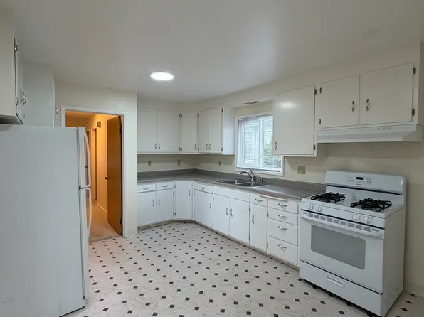 4316 Salem St APT A, Emeryville, CA 94608