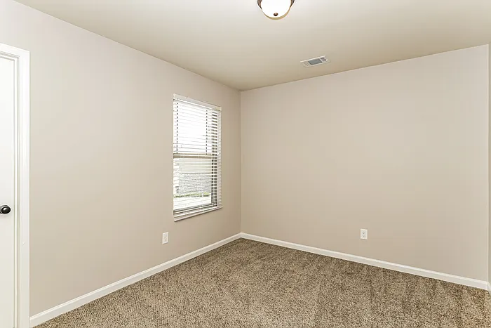 321 Concord Ter — Photo 12