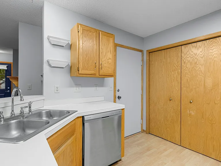 2230 Ranchview Ln N #90 — Photo 7