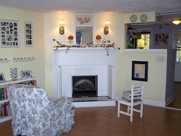 4th image of this home