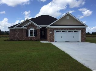 380 Farmtrac Dr, Galivants Ferry, SC 29544