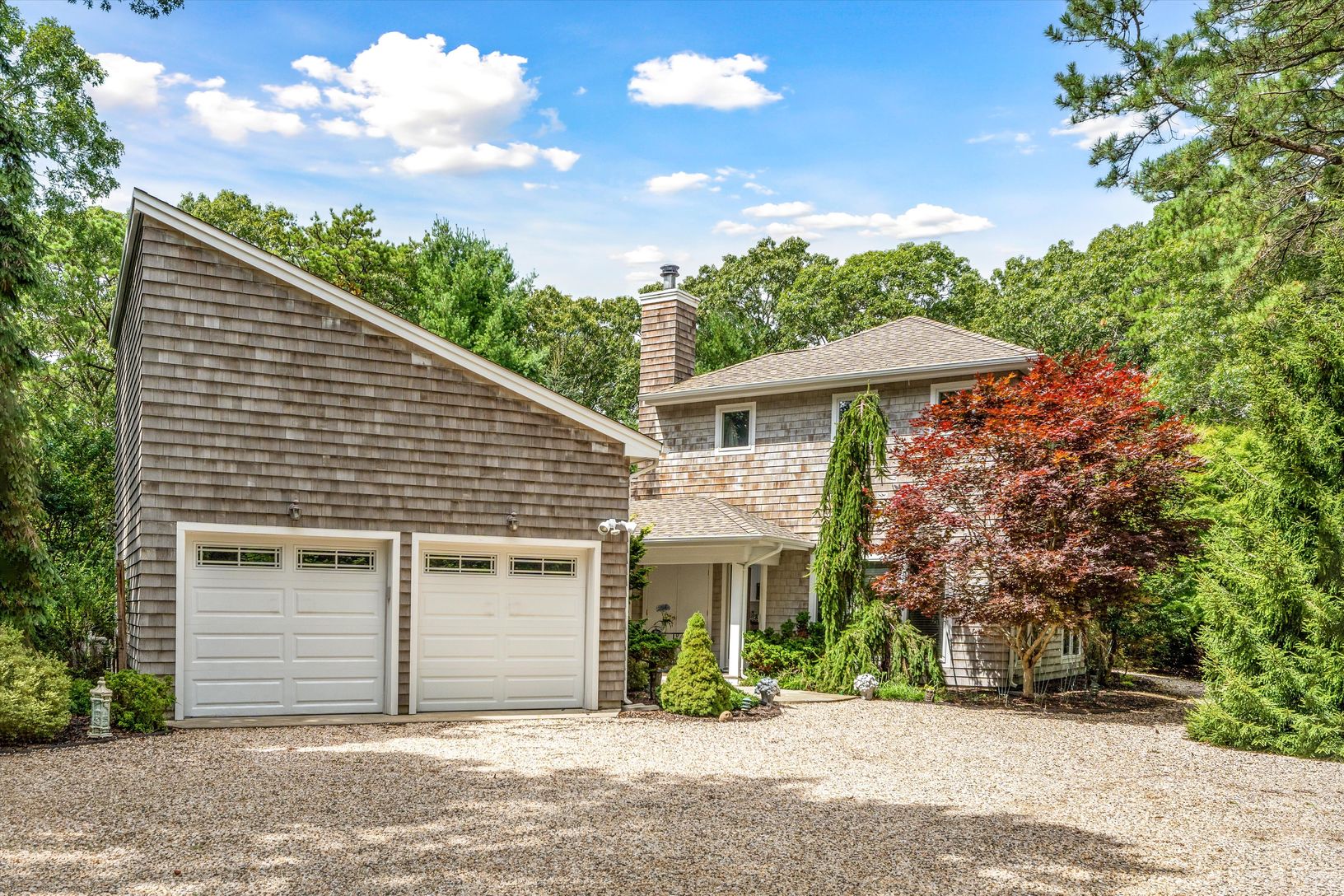  1 Woodland Way, Quogue