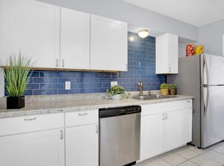 (Undisclosed Address), Kansas City, MO 64118