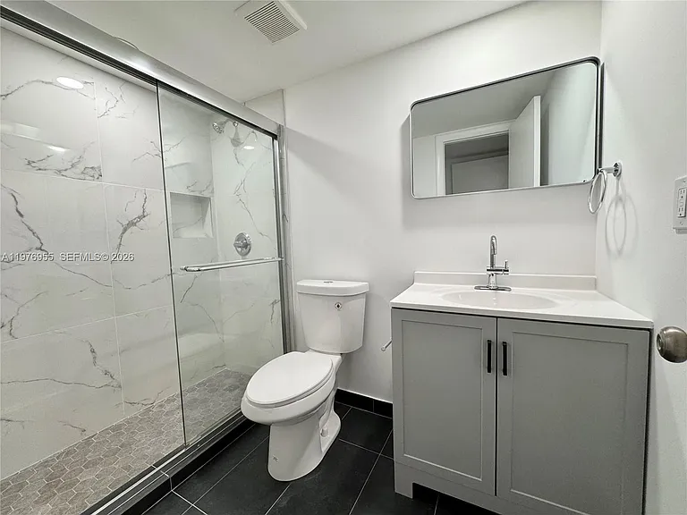 4140 Woodside Dr #107 — Photo 7