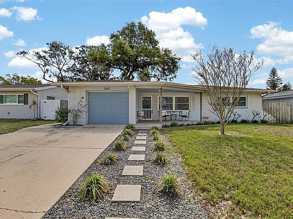 2nd image of 2063 Pine Ridge Dr