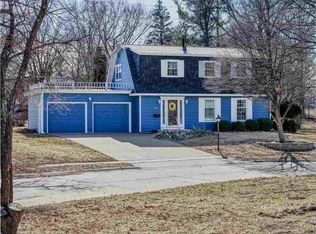 556 Mahaska Ct, Iowa City, IA 52246