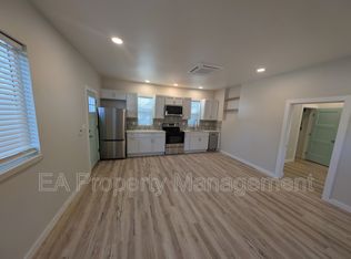 816 1/2 13th St NW, Albuquerque, NM 87102