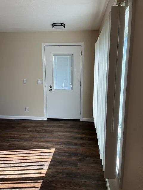 2 bed, 960 sqft, $2,590 — Photo 3