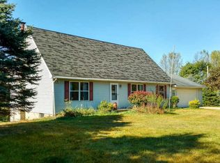 176 146th Ave, Caledonia, MI 49316