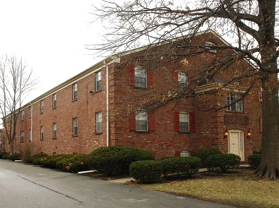 3815 Grandview Ave #4