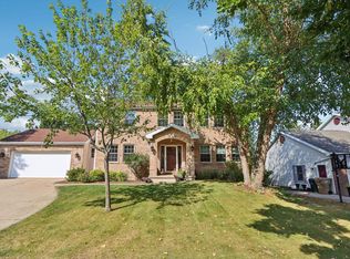 7334 Countrywood Ln, Madison, WI 53719