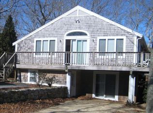 7 Wheelhouse Way, Vineyard Haven, MA 02568