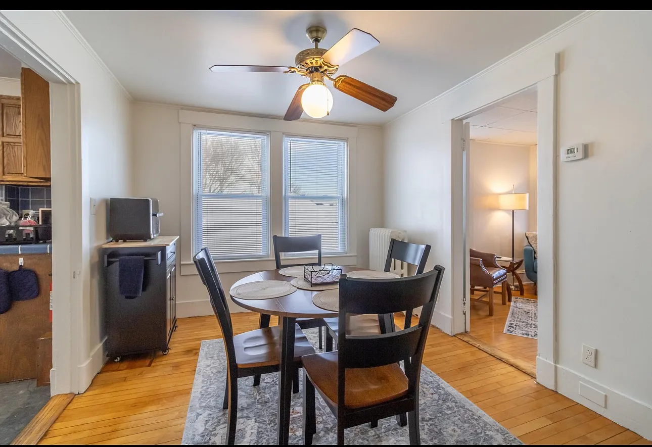 1 bed, 746 sqft, $1,400 — Photo 3