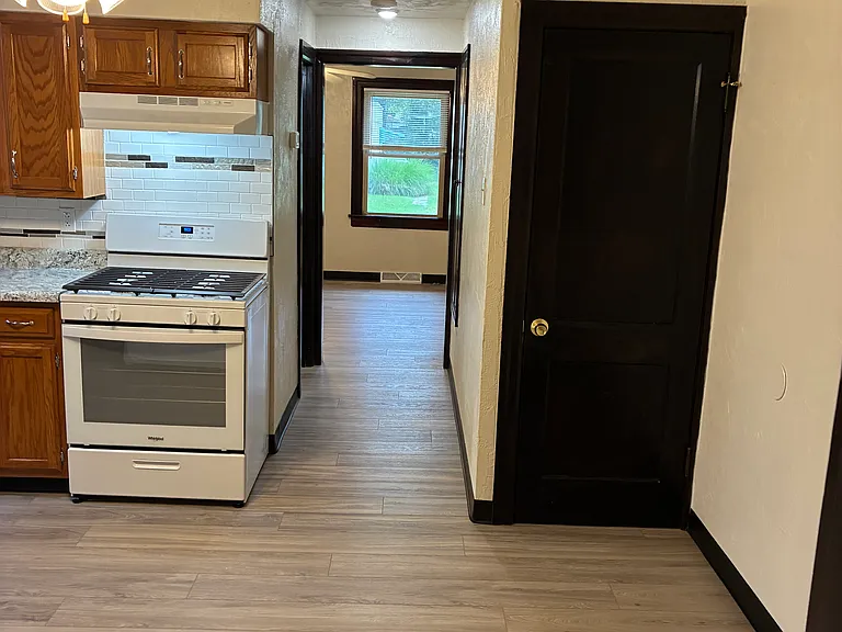 12 Shawn Dr #12 — Photo 6