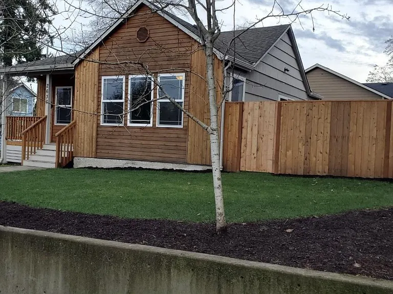 2636 SE 107th Ave — Photo 2
