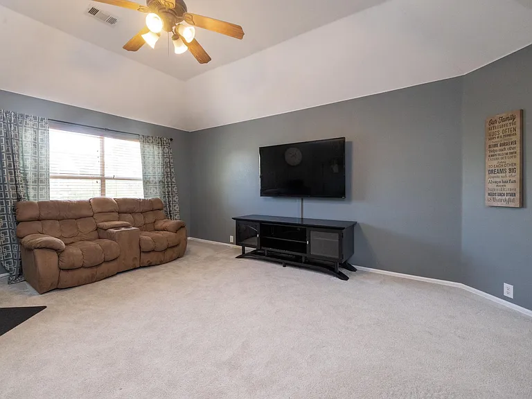 7933 Spring Run — Photo 24