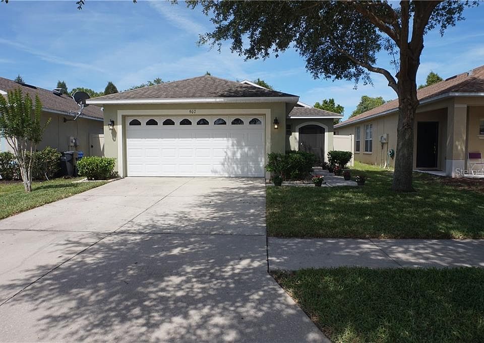 1st image of 907 Windton Oak Dr