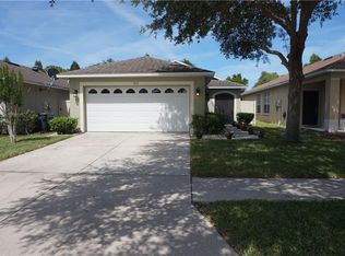 907 Windton Oak Dr, Ruskin, FL 33570