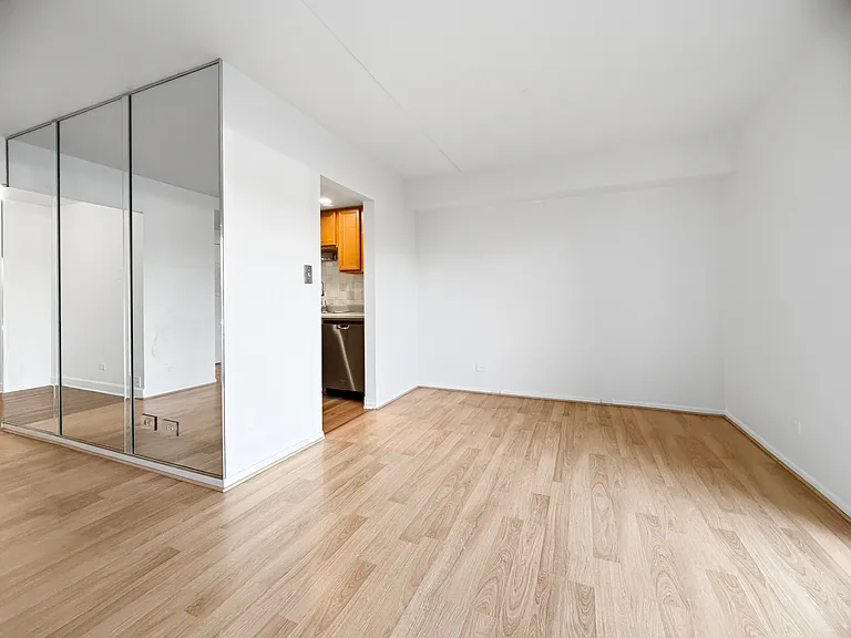 6340 Americana Dr #210 — Photo 11