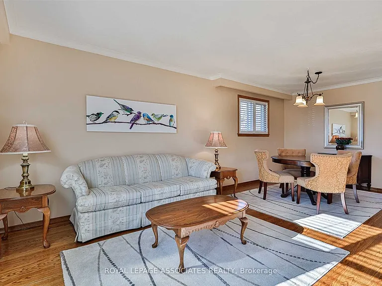 166 Lynnbrook Dr #MAIN — Photo 3