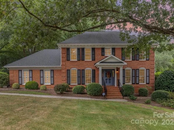 3024 Lauren Glen Rd, Charlotte, NC 28226