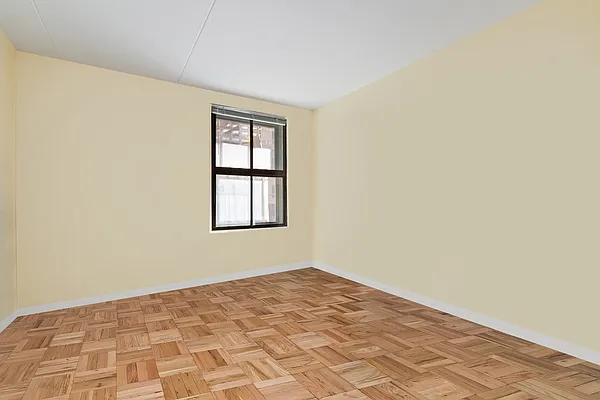 Sold by Compass | media 7