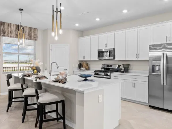 12973 Santa Monica Court 71 #202, Venice, FL 34293