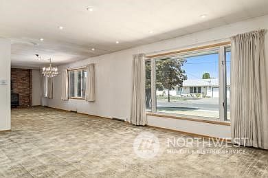 5th image of 541 W 4th Street