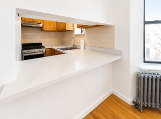 185 E 2nd St APT 5C, New York, NY 10009