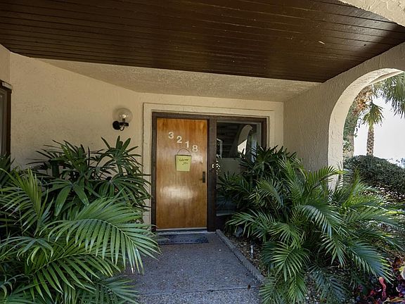 3rd image of 3218 Harbor Dr