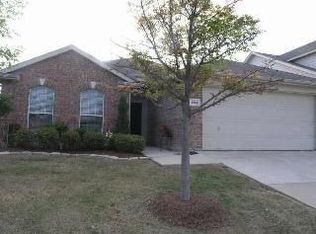 5013 Bedfordshire Dr, Fort Worth, TX 76135