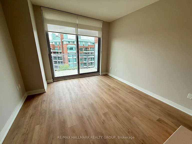 275 Carling Ave #605 — Photo 4