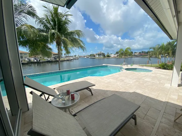 1197 Strawberry Ct, Marco Island, FL 34145