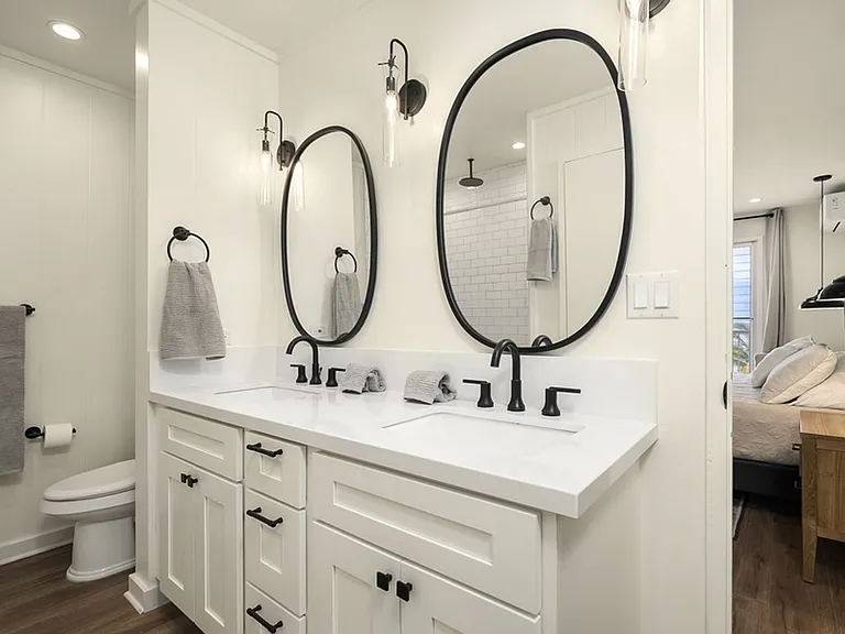 230 Paiko Dr — Photo 15