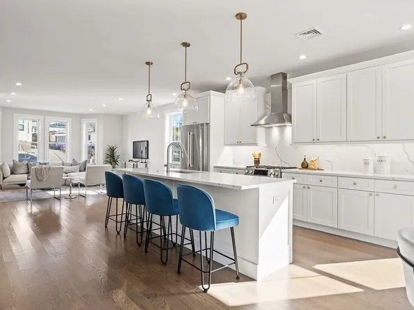 6 Menton St, Mattapan, MA 02126