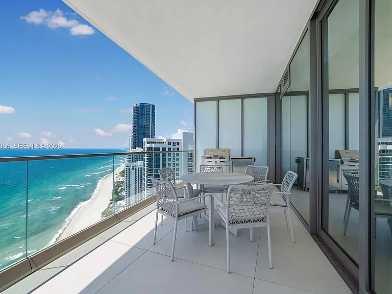 18975 Collins Ave #3000 — Photo 18