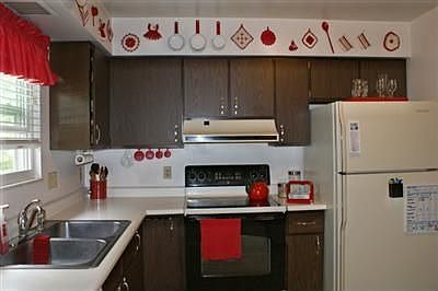 3rd image of 6565 Tulip Ln