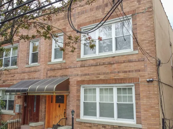22-35 Harman Street, Ridgewood, NY 11385