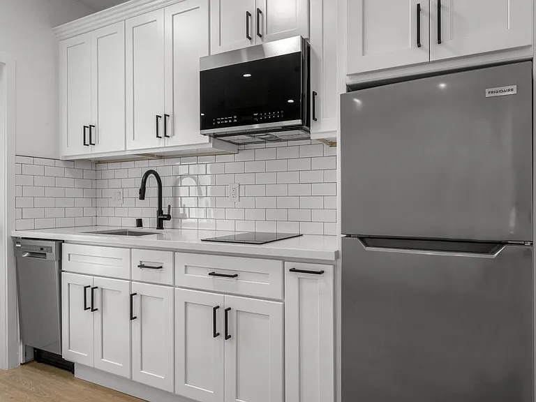 4189 Leimert Blvd #7/8A — Photo 3