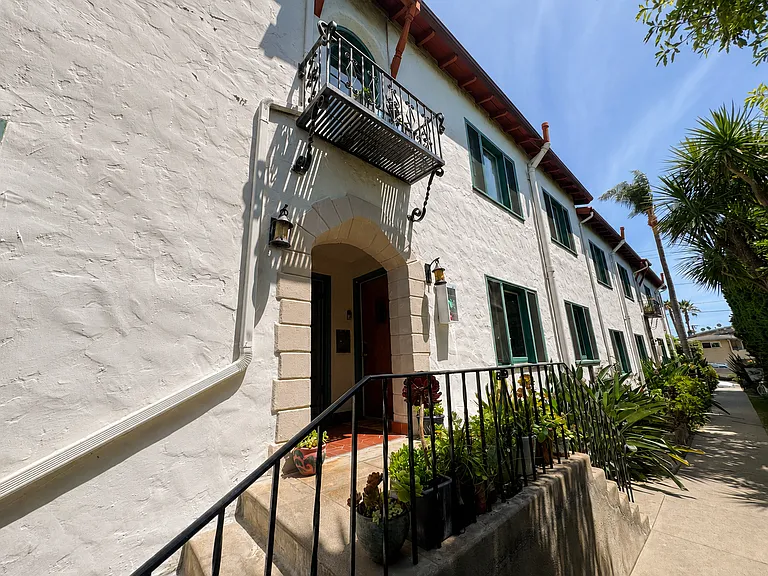 1237 E Santa Clara St — Photo 4