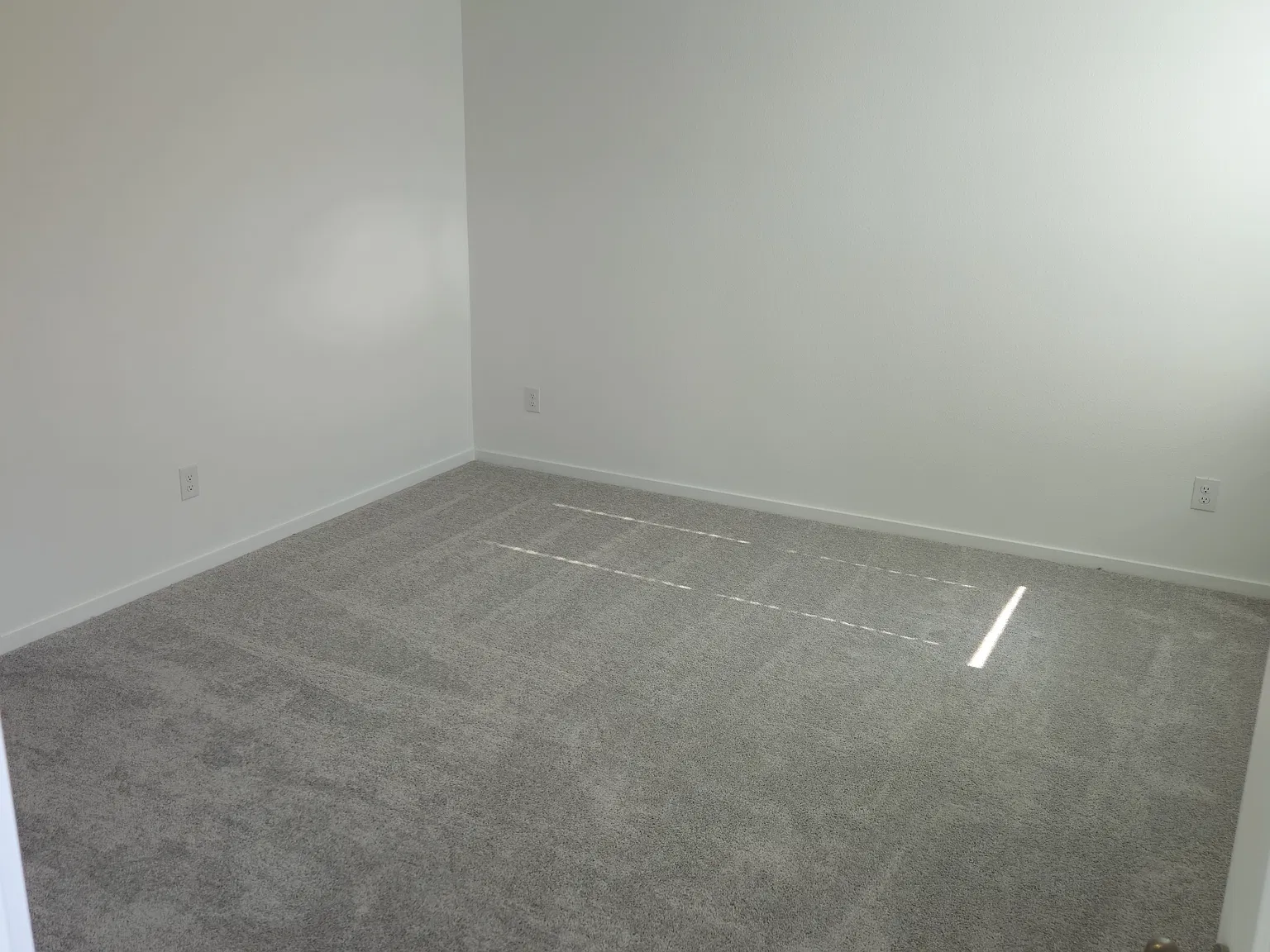 3 bed, 1266 sqft, $1,895 — Photo 4