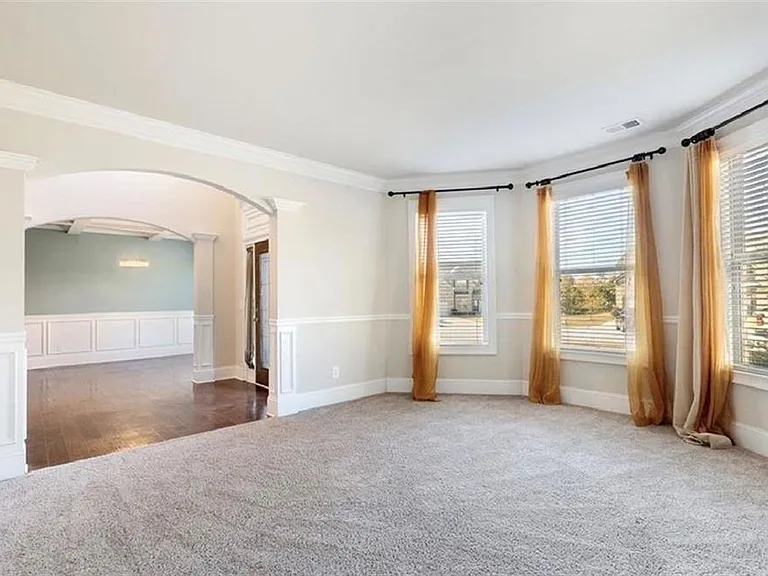 2727 Cove View Ct — Photo 3