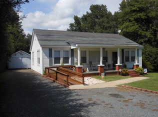 208 Clark St, Rockingham, NC 28379