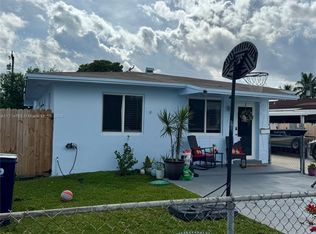 9228 SW 37th St, Miami, FL 33165