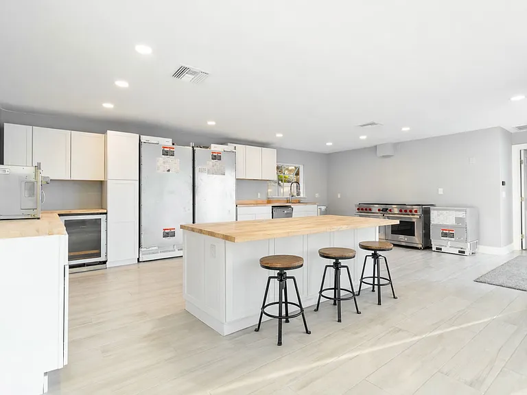 482 Hermosita Dr — Photo 62