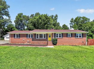 6901 Ridge Lane Rd, Charlotte, NC 28262