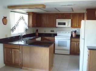 977 Juniper Ct, Crockett, CA 94525