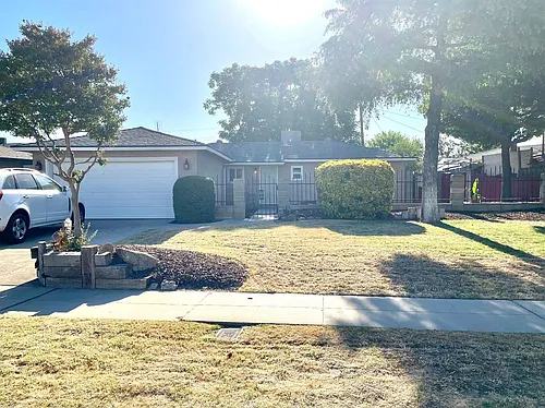 4442 N Manila Ave Photo 1