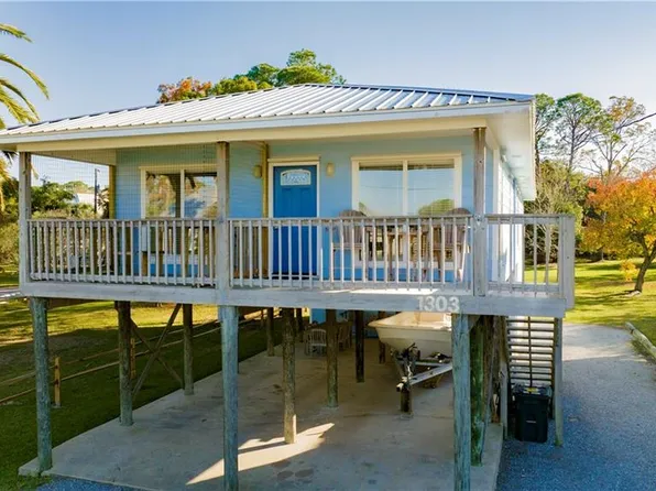 1303 Chaumont Ave, Dauphin Island, AL 36528
